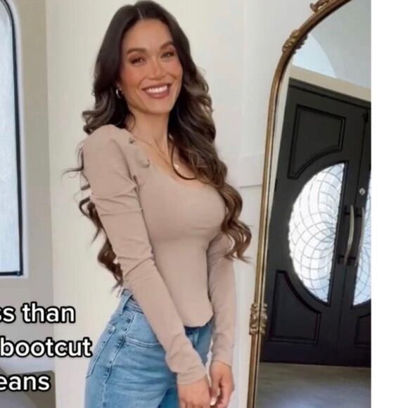 Free People Reversible Willow Top size medium (b21) - Picture 3 of 6